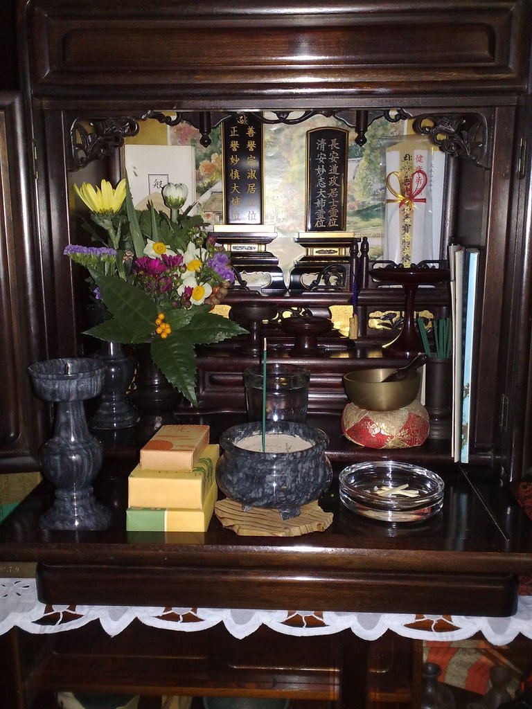 Ancestral Worship Altar Example min - Deity Statues: Feng Shui Capabilities and Cultural Beliefs