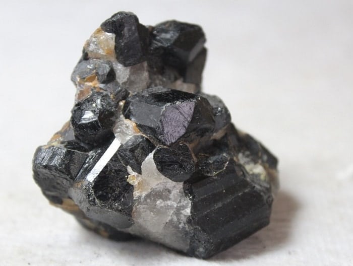 Black tourmaline crystal emf min - Can Crystals Really Help with Your Home’s Feng Shui?