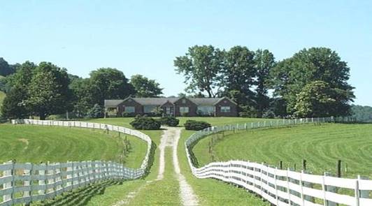 Crawford Texas Ranch - Is the Feng Shui of Houses Facing T-Junction Really That Bad?