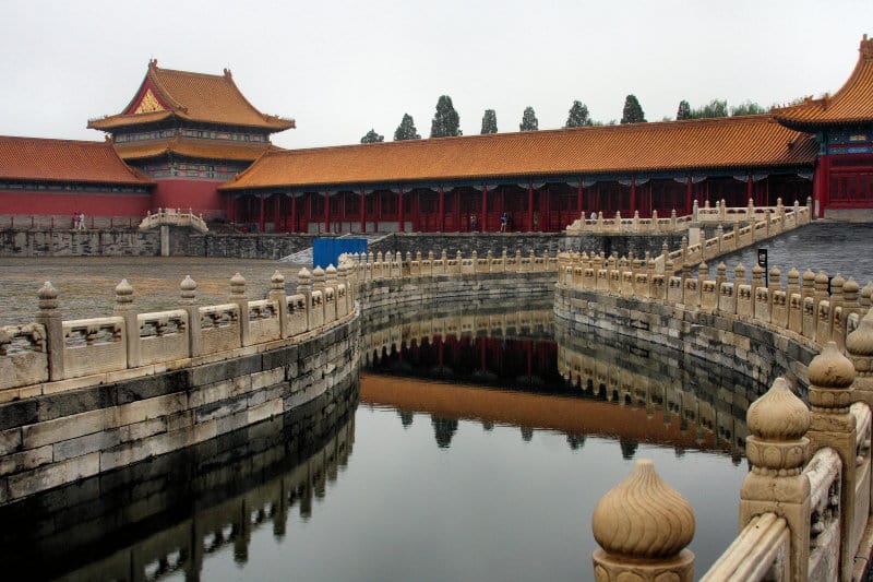 Forbidden City Golden Water River Meandering Feng Shui Prosperity Setup - Why Your Feng Shui Wealth Setup is Not Attracting Wealth