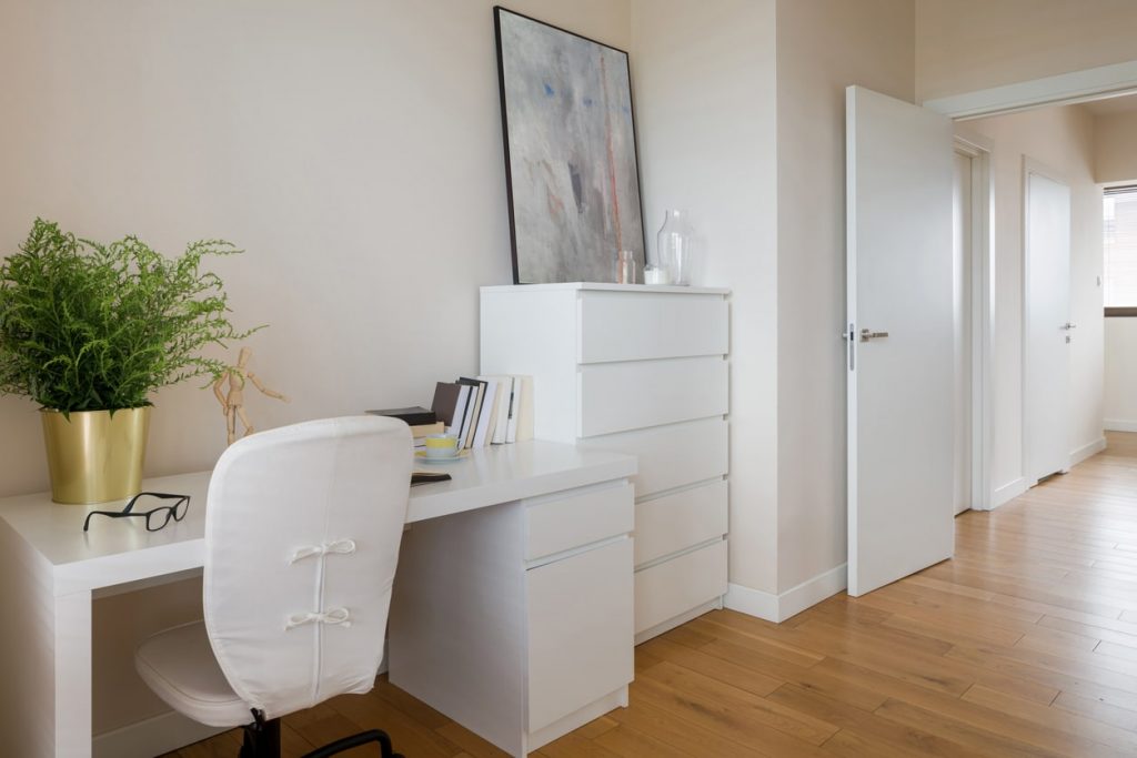 home office feng shui door facing desk min 1024x683 - How to Feng Shui Your Home Office for the Post-Lockdown Era