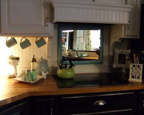 mirror behind stove not ideal feng shui min - 33 Kitchen Feng Shui Rules and Tips – Location, Stove, and Basics