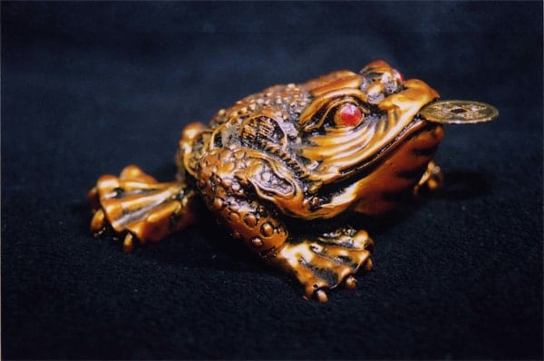 three legged frog feng shui min - 30 Feng Shui Products & Items: Meaning, Use, and Placement