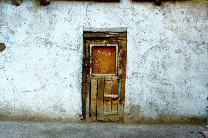 Front Door white wall barely used Feng Shui