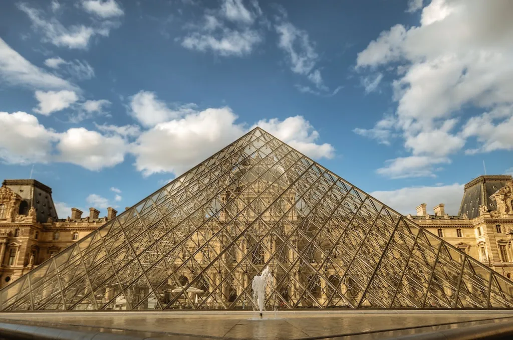 pexels murilo silva 5199844 1024x678 - Travelling to Paris: architecture and feng shui pexels murilo silva 5199844 1024x678 - Travelling to Paris: architecture and feng shui